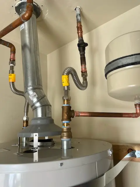 Water heater installation and plumbing repair in Creslo